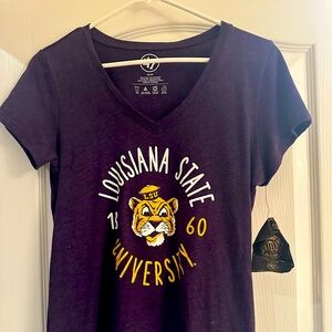 NWT Size M Louisiana State University short sleeve t shirt